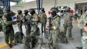 La iniciativa busca también autorizar el uso de la fuerza a policías y militares que combatan la delincuencia.

Para más información del tema, visita: https://www.eleconomista.com.mx/internacionales/ecuador-presenta-proyecto-ley-economia-criminal-20250517-759509.html

¡Síguenos en nuestras redes sociales para mantenerte informado!

Twitter: https://twitter.com/eleconomista 
Facebook: https://www.facebook.com/ElEconomista.mx
Instagram: https://www.instagram.com/eleconomistamx
LinkedIn: https://www.linkedin.com/company/el-economista/
T
#ElEconomista #EETV