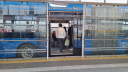 La Línea 11 tiene un trayecto de 18.5 kilómetros que va desde la alcaldía Iztapalapa, en la CDMX, hasta el municipio mexiquense de Chalco. 

Para más información del tema, visita: https://www.eleconomista.com.mx/politica/trolebus-chalco-santa-marta-inicia-operaciones-formalmente-usuarios-pagaran-tarifa-13-pesos-20250518-759549.html

¡Síguenos en nuestras redes sociales para mantenerte informado!

Twitter: https://twitter.com/eleconomista 
Facebook: https://www.facebook.com/ElEconomista.mx
Instagram: https://www.instagram.com/eleconomistamx
LinkedIn: https://www.linkedin.com/company/el-economista/
T

#ElEconomista #EETV
