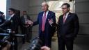El presidente Donald Trump y Mike Johnson en el Capitolio. Foto: Reuters
