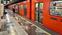 El Sistema de Transporte Colectivo Metro de la Ciudad de México es el principal medio de transporte de los capitalinos y de quienes viven en las periferias y entidades colindantes. 

Para más información del tema, visita: https://www.eleconomista.com.mx/politica/metro-cdmx-transporto-105-millones-personas-marzo-20250521-760101.html 

¡Síguenos en nuestras redes sociales para mantenerte informado!

Twitter: https://twitter.com/eleconomista 
Facebook: https://www.facebook.com/ElEconomista.mx
Instagram: https://www.instagram.com/eleconomistamx
LinkedIn: https://www.linkedin.com/company/el-economista/

#ElEconomista #EETV