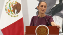 La presidenta de México, Claudia Sheinbaum, celebró este jueves la reducción del impuesto a las remesas del 5% al 3.5%, aprobada en la Cámara de Representantes de Estados Unidos como parte del paquete presupuestal, y aseguró que su gobierno continuará trabajando para que dicha carga desaparezca por completo.