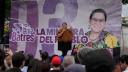 Lenia Batres, quien aspira a formar parte de la Corte Suprema mexicana, habla a sus seguidores en Ciudad de México.