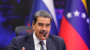 El Gobierno venezolano reiteró en ese comunicado su "compromiso indeclinable con la defensa de los derechos e intereses de los venezolanos en cualquier parte del mundo".

Para más información del tema, visita: https://www.eleconomista.com.mx/internacionales/maduro-pide-trump-deje-envenenar-sobre-venezuela-ultimas-limitaciones-viajes-20250606-762535.html

¡Síguenos en nuestras redes sociales para mantenerte informado!

Twitter: https://twitter.com/eleconomista 
Facebook: https://www.facebook.com/ElEconomista.mx
Instagram: https://www.instagram.com/eleconomistamx
LinkedIn: https://www.linkedin.com/company/el-economista/
T

#ElEconomista #EETV #Venezuela #Trump