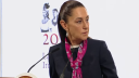 La presidenta Claudia Sheinbaum dio a conocer dos decretos en materia educativa, uno relacionado con la desaparición de la Unidad del Sistema para la Carrera de las Maestras y los Maestros (Usicamm) y una con la reducción de la edad de jubilación de este sector.