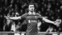 Decenas de personas, entre ellas su agente Jorge Mendes, el primer ministro y el presidente portugueses, rindieron homenaje este viernes a Diogo Jota, delantero del Liverpool fallecido en un accidente de tráfico junto a su hermano, durante un velatorio en Gondomar, la víspera de su funeral.

¡Síguenos en nuestras redes sociales para mantenerte informado!

Twitter: https://twitter.com/eleconomista 
Facebook: https://www.facebook.com/ElEconomista.mx
Instagram: https://www.instagram.com/eleconomistamx
LinkedIn: https://www.linkedin.com/company/el-economista/

#ElEconomista #EETV