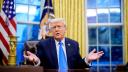 El presidente Donald Trump bajó a alrededor de la mitad los aranceles de Estados Unidos a Vietnam y la Unión Europea en comparación con las tarifas recíprocas que anunció en abril, mientras presiona a Japón y Corea del Sur a llegar a acuerdos comerciales.

Para más información del tema, visita: https://www.eleconomista.com.mx/empresas/trump-baja-mitad-aranceles-vietnam-ue-presiona-japon-corea-sur-20250707-767029.html

¡Síguenos en nuestras redes sociales para mantenerte informado!

Twitter: https://twitter.com/eleconomista 
Facebook: https://www.facebook.com/ElEconomista.mx
Instagram: https://www.instagram.com/eleconomistamx
LinkedIn: https://www.linkedin.com/company/el-economista/

#ElEconomista #EETV