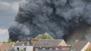 Los organizadores decidieron por ahora mantener el evento, que debe desarrollarse durante dos fines de semana seguidos, el que comienza este viernes y el del 25 de julio.

Para más información del tema, visita: https://www.eleconomista.com.mx/arteseideas/incendio-destruye-escenario-principal-festival-tomorrowland-belgica-20250716-768472.html 

¡Síguenos en nuestras redes sociales para mantenerte informado!

Twitter: https://twitter.com/eleconomista 
Facebook: https://www.facebook.com/ElEconomista.mx
Instagram: https://www.instagram.com/eleconomistamx
LinkedIn: https://www.linkedin.com/company/el-economista/

#ElEconomista #EETV