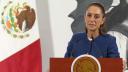La presidenta Claudia Sheinbaum aseguró que las decisiones sobre la distribución de vuelos entre el AICM, el AIFA y el Aeropuerto de Toluca se han tomado estrictamente con base en criterios técnicos, enfocados en la seguridad aérea y el buen funcionamiento del sistema aeroportuario del Valle de México.

Para más información del tema, visita: https://www.eleconomista.com.mx/politica/sheinbaum-defiende-reubicacion-vuelos-operacion-aifa-20250721-769052.html

¡Síguenos en nuestras redes sociales para mantenerte informado!

Twitter: https://twitter.com/eleconomista 
Facebook: https://www.facebook.com/ElEconomista.mx
Instagram: https://www.instagram.com/eleconomistamx
LinkedIn: https://www.linkedin.com/company/el-economista/

#ElEconomista #EETV