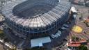Esta edición del torneo, que será la más grande en la historia del futbol con 48 selecciones, 104 partidos y tres países anfitriones, iniciará el 11 de junio de 2026 en el Estadio Azteca de la Ciudad de México y culminará el 19 de julio en Nueva York–Nueva Jersey.

Para más información del tema, visita: https://www.eleconomista.com.mx/deportes/boletos-mundial-2026-fechas-venta-precios-paquetes-lujo-mexico-20250720-768931.html

¡Síguenos en nuestras redes sociales para mantenerte informado!

Twitter: https://twitter.com/eleconomista 
Facebook: https://www.facebook.com/ElEconomista.mx
Instagram: https://www.instagram.com/eleconomistamx
LinkedIn: https://www.linkedin.com/company/el-economista/

#ElEconomista #EETV