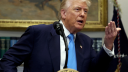 La decisión del presidente de Estados Unidos hizo subir las acciones del fabricante de aviones Embraer y del fabricante de pulpa Suzano.

Para más información del tema, visita: https://www.eleconomista.com.mx/empresas/decreto-donald-trump-excluye-aviones-jugo-naranja-energia-aranceles-brasil-20250730-770497.html

¡Síguenos en nuestras redes sociales para mantenerte informado!

Twitter: https://twitter.com/eleconomista 
Facebook: https://www.facebook.com/ElEconomista.mx
Instagram: https://www.instagram.com/eleconomistamx
LinkedIn: https://www.linkedin.com/company/el-economista/

#ElEconomista #EETV