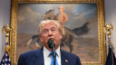 El presidente de Estados Unidos aseguró que Corea del Sur se comprometió a invertir en Estados Unidos 350,000 millones de dólares.

Para más información del tema, visita: https://www.eleconomista.com.mx/empresas/eu-corea-sur-logran-acuerdo-comercial-aranceles-15-afirma-donald-trump-20250730-770518.html

¡Síguenos en nuestras redes sociales para mantenerte informado!

Twitter: https://twitter.com/eleconomista 
Facebook: https://www.facebook.com/ElEconomista.mx
Instagram: https://www.instagram.com/eleconomistamx
LinkedIn: https://www.linkedin.com/company/el-economista/

#ElEconomista #EETV