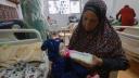 El Ministerio de Salud de Gaza, gobernada por el movimiento islamista, estima que hasta la fecha murieron de hambre 227 personas, de las cuales 103 niños.