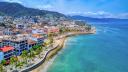 El Gobierno de Estados Unidos impuso este miércoles sanciones contra personas y empresas con sede en Puerto Vallarta y sus alrededores acusadas de llevar a cabo estafas relacionadas a propiedades de tiempo compartido en nombre del Cártel Jalisco Nueva Generación (CJNG).

Para más información del tema, visita: https://www.eleconomista.com.mx/politica/tesoro-sanciona-empresas-ligadas-cjng-fraudes-tiempos-compartidos-puerto-vallarta-20250813-772543.html

¡Síguenos en nuestras redes sociales para mantenerte informado!

Twitter: https://twitter.com/eleconomista 
Facebook: https://www.facebook.com/ElEconomista.mx
Instagram: https://www.instagram.com/eleconomistamx
LinkedIn: https://www.linkedin.com/company/el-economista/

#ElEconomista #EETV
