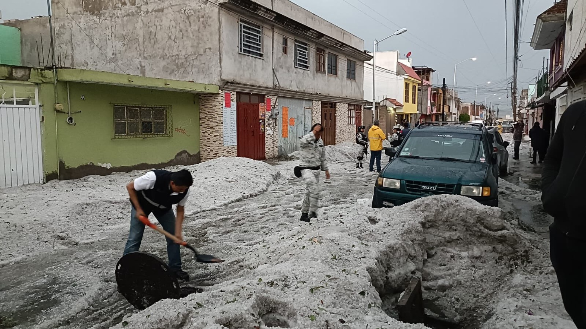 Se retiraron aproximadamente 840 metros cúbicos de hielo. Foto EE: Cortesía