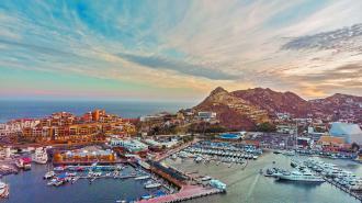 Los Cabos es una de las regiones más dinámicas en colocación hipotecaria, debido a su vocación turística. Foto: Shutterstock.