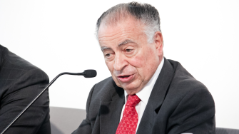 Mariano Azuela Guitrón, ministro en retiro, durante su participación en un foro sobre matrimonios igualitarios en septiembre de 2015.