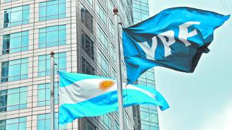 Marín fue uno de los encargados del desarrollo del principal yacimiento de shale gas de Vaca Muerta, Fortín de Piedra, que despuntó en 2017 a partir de más de 2300 mdd de Paolo Rocca. Foto: AFP