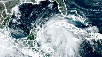 La tormenta tropical Helene avanza hacia las costas de Florida.