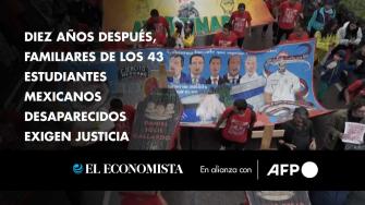 Los familiares de 43 estudiantes mexicanos de la escuela rural de Ayotzinapa, desaparecidos y presuntamente masacrados en 2014, se manifestaron en Ciudad de México este jueves para exigir "la verdad" en el décimo aniversario de una tragedia que conmocionó a la nación.

¡Síguenos en nuestras redes sociales para mantenerte informado!

Twitter: https://twitter.com/eleconomista 
Facebook: https://www.facebook.com/ElEconomista.mx
Instagram: https://www.instagram.com/eleconomistamx
LinkedIn: https://www.linkedin.com/company/el-economista/

#ElEconomista #EETV