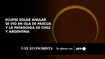 Un eclipse solar anular bañó este miércoles con su espectacular “anillo de fuego” a los “moáis” de la Isla de Pascua en el Pacífico y avanzó sobre la Patagonia de Chile y Argentina para desvanecerse en el Atlántico sur.

¡Síguenos en nuestras redes sociales para mantenerte informado!

Twitter: https://twitter.com/eleconomista 
Facebook: https://www.facebook.com/ElEconomista.mx
Instagram: https://www.instagram.com/eleconomistamx
LinkedIn: https://www.linkedin.com/company/el-economista/

#ElEconomista #EETV