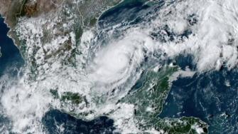 El ojo del huracán Milton finalmente no impactará en la costa este de México, aunque los territorios de la zona han adoptado medidas preventivas ante los coletazos de un temporal que amenaza especialmente al estado estadounidense de Florida, donde aún se están intentando recuperar de los estragos provocados por Helene.