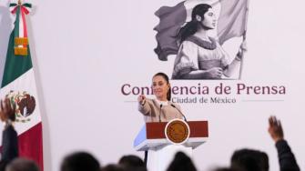 La presidenta de la República detalló que en el encuentro con empresarios de México y Estados se presentará el plan para atraer inversiones al país, las cuales se busca que tengan un impacto directo en el bienestar.

Para más información del tema, visita: https://www.eleconomista.com.mx/politica/claudia-sheinbaum-hablara-t-mec-y-nearshoring-ceo-dialogue-20241014-729922.html

¡Síguenos en nuestras redes sociales para mantenerte informado!

Twitter: https://twitter.com/eleconomista 
Facebook: https://www.facebook.com/ElEconomista.mx
Instagram: https://www.instagram.com/eleconomistamx
LinkedIn: https://www.linkedin.com/company/el-economista/

#ElEconomista #EETV