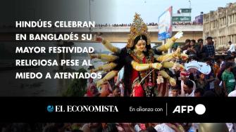 En Bangladés, país de mayoría musulmana, multitudes de hindúes celebraron su mayor festividad del año bajo fuertes medidas de seguridad, tras una serie de ataques contra esta minoría religiosa.

¡Síguenos en nuestras redes sociales para mantenerte informado!

Twitter: https://twitter.com/eleconomista 
Facebook: https://www.facebook.com/ElEconomista.mx
Instagram: https://www.instagram.com/eleconomistamx
LinkedIn: https://www.linkedin.com/company/el-economista/

#ElEconomista #EETV