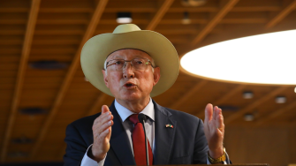 Ken Salazar, embajador de Estados Unidos en México.