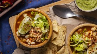 Pozole, uno de los platillos más emblemáticos de nuestro país.