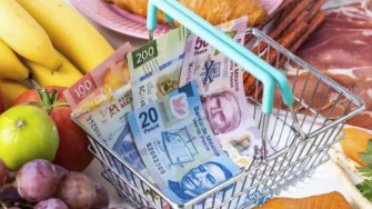 La inflación a los consumidores mexicanos reportó, en la primera quincena de noviembre, una desaceleración luego de acelerarse por dos quincenas consecutivas, de acuerdo con el Inegi.

Para más información del tema, visita: https://www.eleconomista.com.mx/economia/inflacion-desacelera-4-56-anual-primera-quincena-noviembre-20241122-735362.html

Twitter: https://twitter.com/eleconomista   
Sitio web: https://www.eleconomista.com.mx/   
Facebook: https://www.facebook.com/ElEconomista.mx   
 
#ElEconomista#EETV