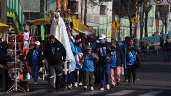 La tradicional peregrinación a la Basílica de Guadalupe por el 12 de diciembre atraerá a 12 millones de visitantes a la Ciudad de México, quienes tendrán gastos de entre 200 y 1,400 pesos por persona, estima la Canaco CDMX.