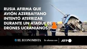 El director de la aviación civil de Rusia afirmó el viernes que el avión de Azerbaijan Airlines que se estrelló en Kazajistán intentó aterrizar en Grozni, la capital de Chechenia, en medio de un ataque de drones ucranianos.