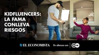 Los “kidfluencers” ganan dinero con sus videos personales en las redes sociales. Pero pueden sufrir explotación y pérdida de privacidad.