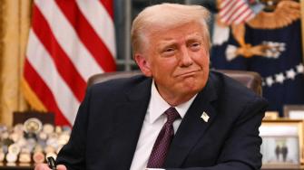 El republicano Donald Trump fue vetado de Facebook e Instagram el 7 de enero de 2021 durante su primer mandato.

Para más información del tema, visita: https://www.eleconomista.com.mx/tecnologia/meta-pagara-25-millones-dolares-trump-suspension-cuentas-facebook-20250129-744177.html

¡Síguenos en nuestras redes sociales para mantenerte informado!

Twitter: https://twitter.com/eleconomista 
Facebook: https://www.facebook.com/ElEconomista.mx
Instagram: https://www.instagram.com/eleconomistamx
LinkedIn: https://www.linkedin.com/company/el-economista/

#ElEconomista #EETV