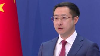 China instó el miércoles a Estados Unidos a "dejar de amenazar y chantajear" después de que la Casa Blanca trasladara a Pekín la responsabilidad de iniciar una negociación para desescalar la guerra comercial entre las dos grandes economías mundiales.
¡Síguenos en nuestras redes sociales para mantenerte informado!
Twitter: https://twitter.com/eleconomista
Facebook: https://www.facebook.com/ElEconomista.mx
Instagram: https://www.instagram.com/eleconomistamx
LinkedIn: https://www.linkedin.com/company/el-economista/
#ElEconomista #EETV #AFP