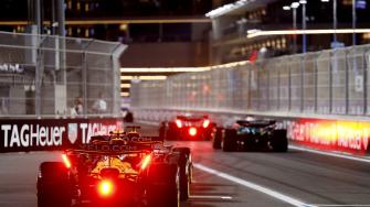 Los pilotos de McLaren, Lando Norris y Oscar Piastri, lideraron la segunda sesión de prácticas del viernes. Foto: Reuters