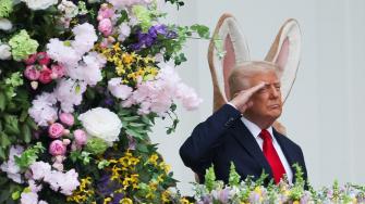 El presidente de Estados Unidos, Donald Trump, durante su participación en la anual carrera de huevos de Pascua en la Casa Blanca.