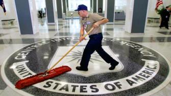 El Washington Post detalló este viernes que la administración del presidente Donald Trump comunicó a los congresistas que el recorte de empleos en la CIA se llevará a cabo a lo largo de varios años.
Para más información del tema, visita: https://www.eleconomista.com.mx/internacionales/cia-planea-recortar-1-200-empleos-linea-presupuesto-austero-eu-20250502-757445.html
¡Síguenos en nuestras redes sociales para mantenerte informado!
Twitter: https://twitter.com/eleconomista
Facebook: https://www.facebook.com/ElEconomista.mx
Instagram: https://www.instagram.com/eleconomistamx
LinkedIn: https://www.linkedin.com/company/el-economista/
#ElEconomista #EETV