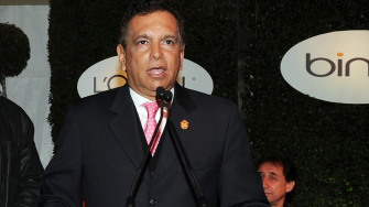 El Partido Revolucionario Institucional (PRI) lamentó el fallecimiento de quien encabezó el gobierno veracruzano de 2004 a 2010.
Para más información del tema, visita: https://www.eleconomista.com.mx
¡Síguenos en nuestras redes sociales para mantenerte informado!
Twitter: https://twitter.com/eleconomista
Facebook: https://www.facebook.com/ElEconomista.mx
Instagram: https://www.instagram.com/eleconomistamx
LinkedIn: https://www.linkedin.com/company/el-economista/
#ElEconomista #EETV