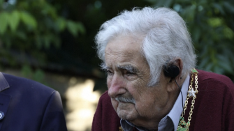 Este martes 13 de mayo falleció a los 89 años José "Pepe" Mujica, expresidente de Uruguay, exguerrillero y uno de los líderes más emblemáticos de la izquierda latinoamericana.
Para más información del tema, visita:
Twitter: https://twitter.com/eleconomista
Sitio web: https://www.eleconomista.com.mx/
Facebook: https://www.facebook.com/ElEconomista.mx
#ElEconomista #CapitalHumano #EETV