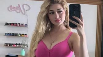 Medios locales identificaron a la víctima como Valeria Márquez, de 23 años, quien difundía videos con contenidos relacionados a la belleza y los estilos de vida.
Para más información del tema, visita: https://www.eleconomista.com.mx/politica/caso-asesinato-influencer-valeria-marquez-20250514-759041.html
¡Síguenos en nuestras redes sociales para mantenerte informado!
Twitter: https://twitter.com/eleconomista
Facebook: https://www.facebook.com/ElEconomista.mx
Instagram: https://www.instagram.com/eleconomistamx
LinkedIn: https://www.linkedin.com/company/el-economista/
#ElEconomista #EETV