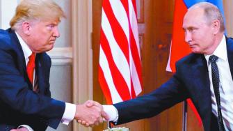 El presidente ruso, Vladimir Putin, dijo tras una llamada telefónica con su par de Estados Unidos, Donald Trump, que los esfuerzos para poner fin a la guerra en Ucrania iban por buen camino y que Moscú está dispuesto a trabajar con Kiev en un memorando sobre un futuro acuerdo de paz.
Para más información del tema, visita: https://www.eleconomista.com.mx/internacionales/putin-califica-llamada-trump-provechosa-habra-guerra-ucrania-20250519-759705.html
Twitter: https://twitter.com/eleconomista
Sitio web: https://www.eleconomista.com.mx/
Facebook: https://www.facebook.com/ElEconomista.mx
#ElEconomista #CapitalHumano #EETV