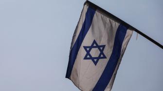 Los dirigentes de Francia, Canadá y Reino Unido pidieron a Israel el fin de sus "acciones escandalosas" en Gaza y prometieron responder con "medidas concretas" si no cesa su ofensiva militar y no desbloquea la ayuda humanitaria.