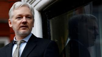 Assange, de 53 años, regresó a Australia tras declararse culpable en junio, en virtud de un acuerdo con las autoridades estadounidenses
Para más información del tema, visita: https://www.eleconomista.com.mx/internacionales/julian-assange-analiza-volver-accion-politica-20250521-760123.html
¡Síguenos en nuestras redes sociales para mantenerte informado!
Twitter: https://twitter.com/eleconomista
Facebook: https://www.facebook.com/ElEconomista.mx
Instagram: https://www.instagram.com/eleconomistamx
LinkedIn: https://www.linkedin.com/company/el-economista/
#ElEconomista #EETV