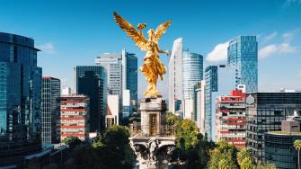 Con amplia ventaja sobre el segundo lugar, la Ciudad de México es la entidad federativa más competitiva del país. Además, es la única que alcanzó un puntaje de “muy alto” en el Índice de Competitividad Estatal del IMCO.
Para más información del tema, visita: https://www.eleconomista.com.mx/estados/cinco-entidades-competitivas-mexico-20250614-763725.html
¡Síguenos en nuestras redes sociales para mantenerte informado!
Twitter: https://twitter.com/eleconomista
Facebook: https://www.facebook.com/ElEconomista.mx
Instagram: https://www.instagram.com/eleconomistamx
LinkedIn: https://www.linkedin.com/company/el-economista/
#ElEconomista #EETV