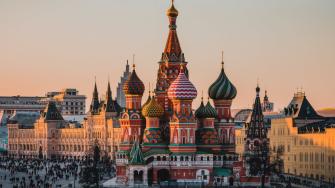 El Kremlin dijo este martes que el presidente de Estados Unidos, Donald Trump, tenía razón al afirmar que había sido un gran error expulsar a Rusia del Grupo de los Ocho en 2014, pero que el G7 ya no era importante para Rusia y que ahora parecía "bastante inútil".