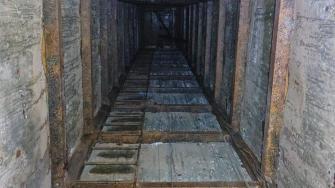 Autoridades mexicanas localizaron un túnel transfronterizo de casi 600 metros de longitud durante un operativo conjunto en Tijuana.