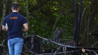Rescataron a 13 personas que luego fueron derivadas a hospitales cercanos, según el Cuerpo de Bomberos de Santa Catarina.
Para más información del tema, visita: https://www.eleconomista.com.mx/internacionales/reportan-8-muertos-caida-globo-aerostatico-brasil-20250621-764728.html
¡Síguenos en nuestras redes sociales para mantenerte informado!
Twitter: https://twitter.com/eleconomista
Facebook: https://www.facebook.com/ElEconomista.mx
Instagram: https://www.instagram.com/eleconomistamx
LinkedIn: https://www.linkedin.com/company/el-economista/
#ElEconomista #EETV #GloboAerostático