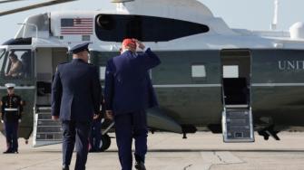 "Hemos completado nuestro ataque muy exitoso contra las tres instalaciones nucleares de Irán, incluidas Fordo, Natanz y Isfahán", declaró Trump en su red Truth Social.
Para más información del tema, visita: https://www.eleconomista.com.mx/internacionales/trump-afirma-estados-unidos-realizo-ataque-exitoso-tres-instalaciones-nucleares-iranies-20250621-764741.html
¡Síguenos en nuestras redes sociales para mantenerte informado!
Twitter: https://twitter.com/eleconomista
Facebook: https://www.facebook.com/ElEconomista.mx
Instagram: https://www.instagram.com/eleconomistamx
LinkedIn: https://www.linkedin.com/company/el-economista/
#ElEconomista #EETV #AtaqueAIrán