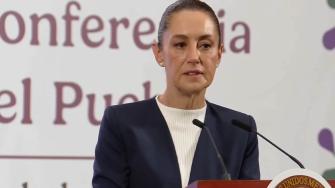 A través de su cuenta de X (@Claudiashein), la mandataria citó al papa Francisco para insistir en que “no hay futuro en la destrucción sino en la fraternidad” y recordó que México será siempre un factor de paz.
Para más información del tema, visita: https://www.eleconomista.com.mx/politica/onu-debe-llamar-construccion-paz-sheinbaum-sobre-bombardeo-estados-unidos-iran-20250622-764777.html
¡Síguenos en nuestras redes sociales para mantenerte informado!
Twitter: https://twitter.com/eleconomista
Facebook: https://www.facebook.com/ElEconomista.mx
Instagram: https://www.instagram.com/eleconomistamx
LinkedIn: https://www.linkedin.com/company/el-economista/
#ElEconomista #EETV #ClaudiaSheinbaum #AtaqueaIrán
